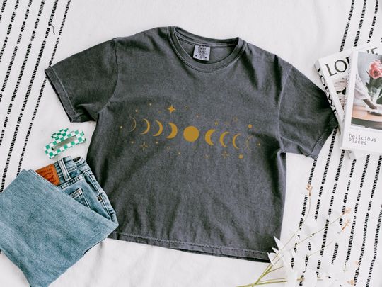 Discover Celestial Crop Top Moon Phase Crop Top Festival Shirt Astrology Shirt