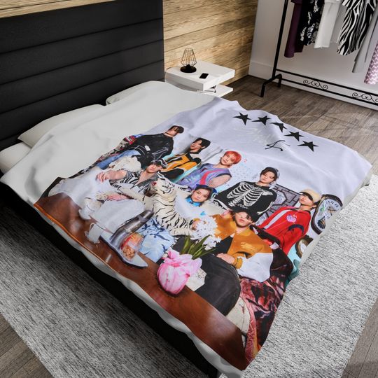 Discover Stray Kids  Plush Blanket, Stray Kids 5 Stars Blanket