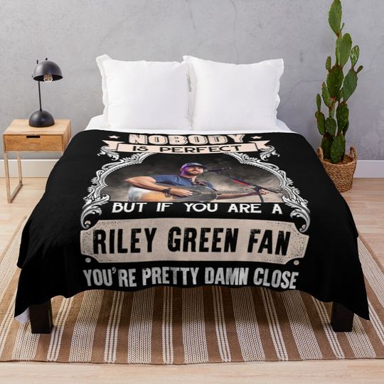 Discover Vintage Style Mussician Tour 2025 Throw Blanket