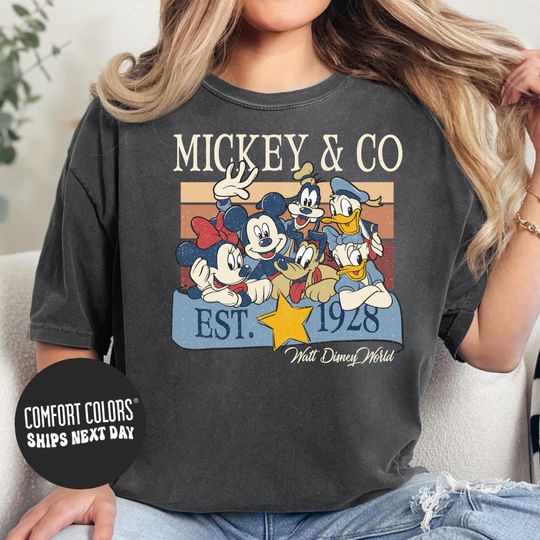 Discover Retro Disneyyy 2025 Shirt, Mickeyy Minniee Shirt, Disneyyy Family Shirt