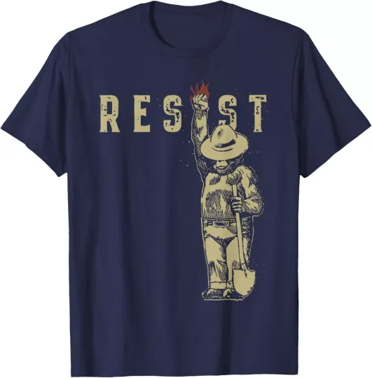 Discover Vintage Smokey The Resist Bear Women’s Funny Men Women Unisex T-Shirt