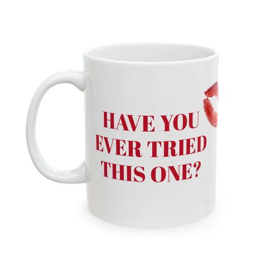 Discover Sabrina Carpenter Mug, Fun Kiss Lip Print, Short n' Sweet tour