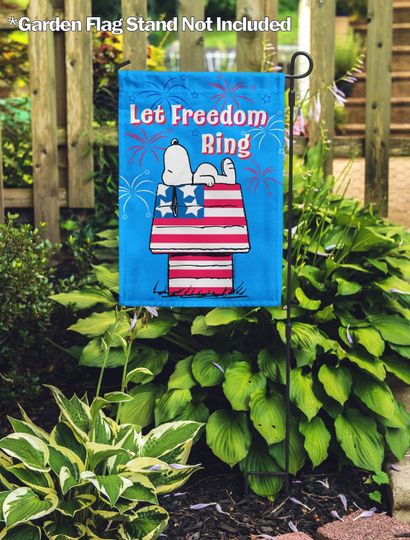 Discover Snoopy Stars & Stripes Doghouse Garden Flag, Outdoor Decor