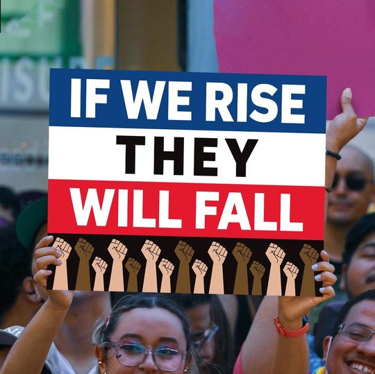 Discover Hate Never Made Anything Great Anti-Trump Protest Sign