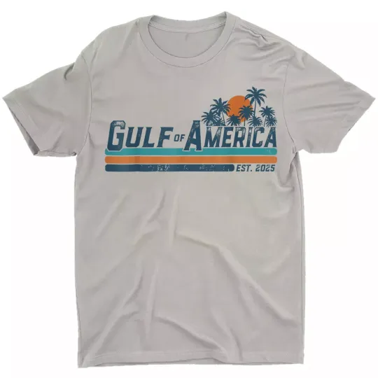 Discover Retro Gulf Of USA America Est 2025 American Flag Gulf Mexico Unisex T-Shirt