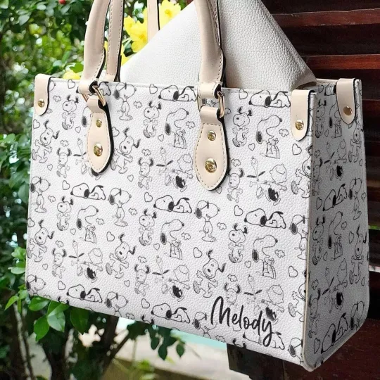 Discover Personalized Snoppy Peanuts Leather Bag, Dog Lovers Women's Leather Bag Gift