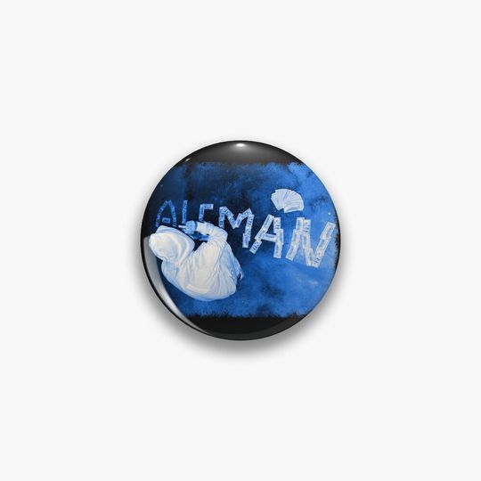 Discover Money Letters - Alemán Pin Button