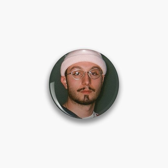 Discover bbno$ Pin Button