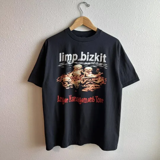 Discover Vintage Limp Bizkit Hot Dog Starfish Giant Anger Management Tour T-Shirt