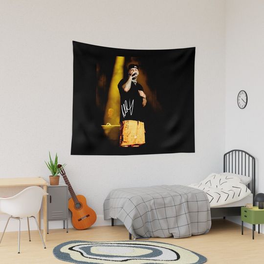 Discover FanJam Nicky Golden Night with Signature Tapestry