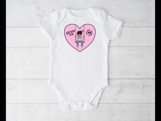 Discover Junior H baby bodysuit