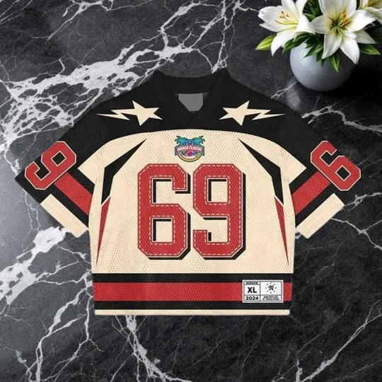 Discover Streetwear Mesh Jersey – Retro Sport Style Graphic Shirt