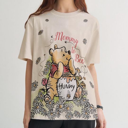 Discover Vintage winniee the poohh Mommy To Bee All Over Print T-shirt