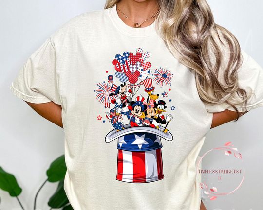 Discover Retro Vintage Mickeyy & Friends 4th of July Shirt | Disneyyy Patriotic Outfit