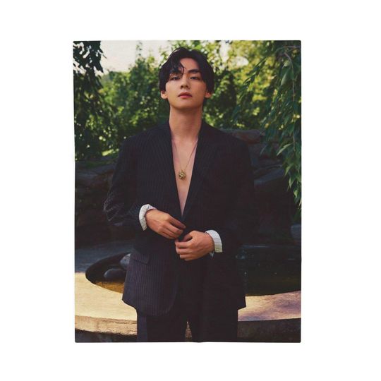 Discover BTS Taehyung Velveteen Blanket - Taehyung V fan gift, Kpop blanket
