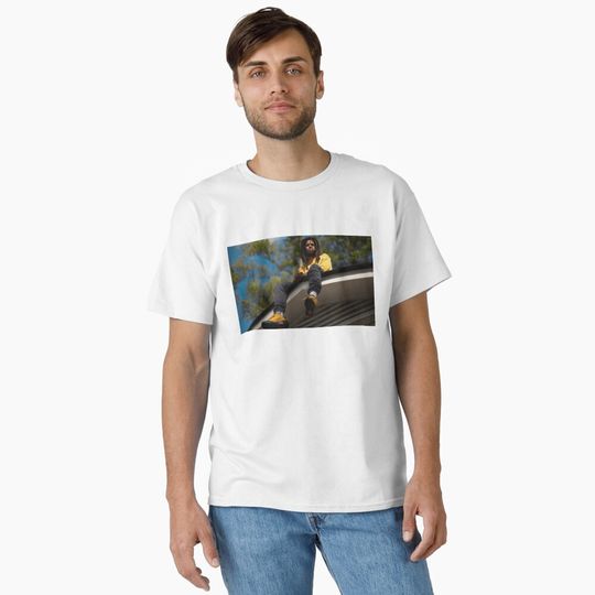 Discover Jangan Bundirr Classic T-Shirt