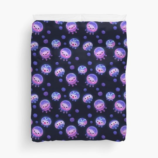 Discover Baby jellyfish Duvet Cover
