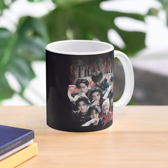 Discover stray kids 90s retro vintage Coffee Mug