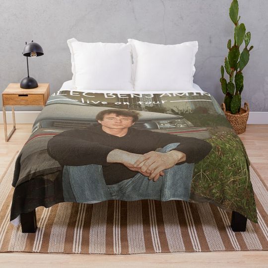 Discover Empatsa Show Alec Summer Tour Throw Blanket