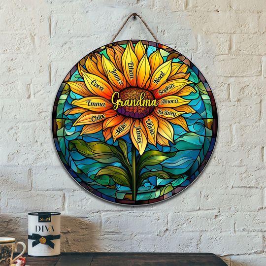 Discover Stainglass Sunflower - Personalized Grandma Round Wood Sign