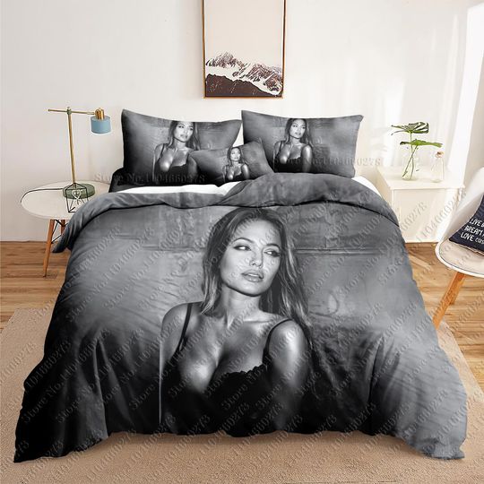 Discover Angelina Jolie 3D Bedding Sets