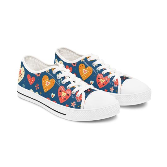 Discover Heart Pattern Women's Low Top Sneakers, Unique Gift for Her, Casual Shoes