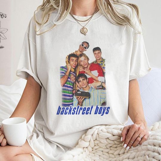 Discover Backstreet Boys Retro Shirt 90s Boy Band Graphic Tee Vintage Style Unisex T-Shirt