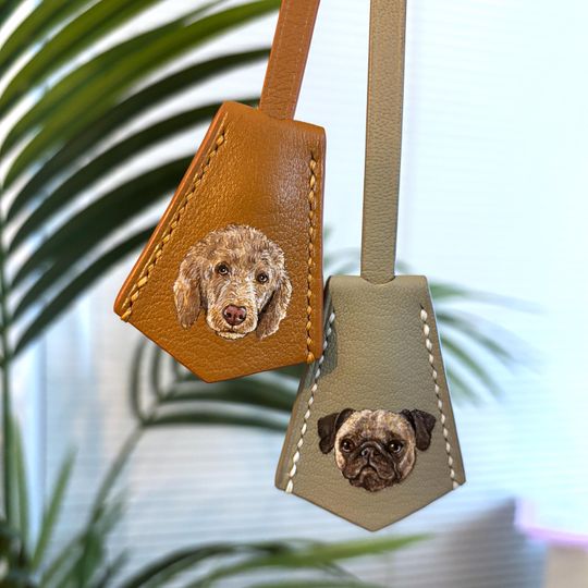 Discover Hand-painted purse tag, Leather pet portrait charm, personalized pet gift, purse bag charm