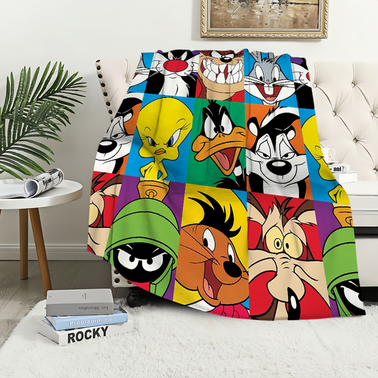 Discover Cartoon Cute Blanket Plush Nap Sofa rug for Living L-LooneyS