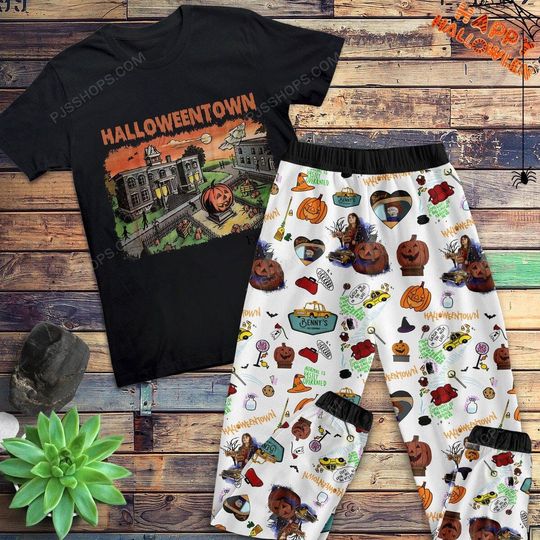 Discover Halloweent0wn Horror Movie Pajamas Set, Halloween Pumpkin Pajamas Set