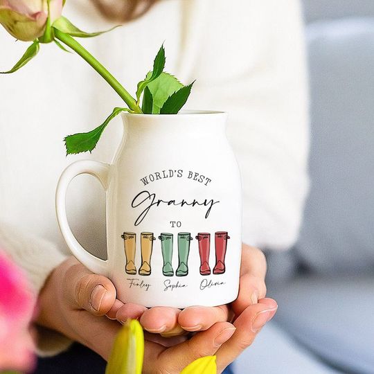 Discover World's Best Grandma Mother's Day Family Vase Personalized Gift