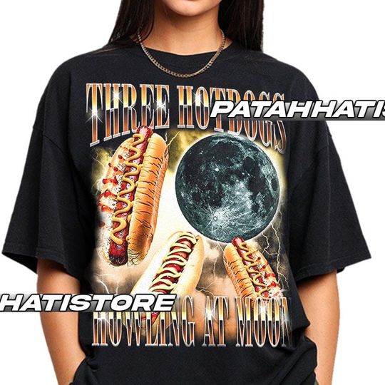 Discover Three Hotdogs Howling At Moon Vintage T-Shirt, Gift For Woman and Man Unisex T-Shirt