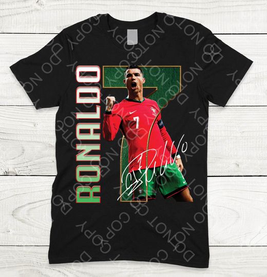 Discover Cristiano Ronaldo CR7 90s Graphic T-Shirt, Football Soccer Gift
