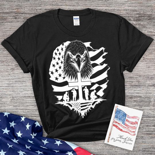Discover Eagle America Soldier Kneeling Gildan 64000 T-shirt