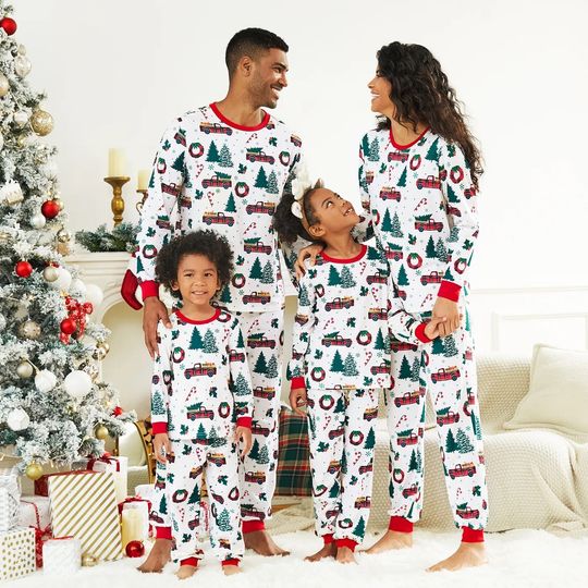 Discover Merry Christmas Cartoon Striped Print Family Pajamas Set