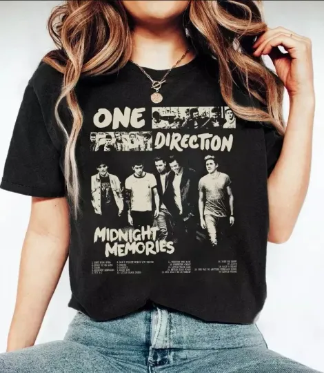 Discover Vintage One Direction Pop Music T-shirt