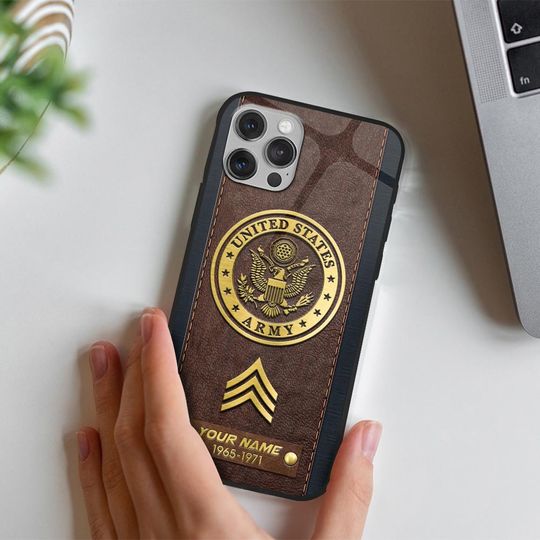 Discover Customized US Military Proudly Served Leather Pattern Phone Case