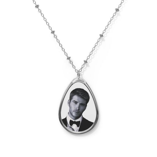 Discover Liam Hemsworth Necklace | Celebrity Jewelry Gift Idea The Last Song Movie Fans Gift
