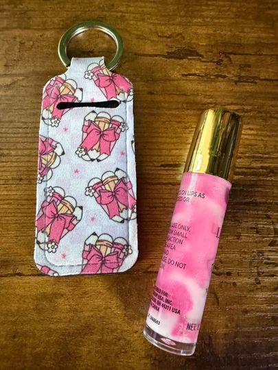 Discover Pink pencils with bow lipstick holder. You can attach to keys