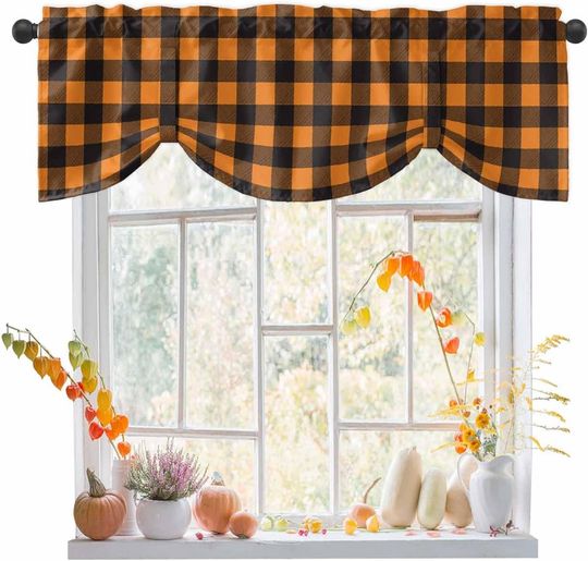 Discover Halloween Tie Up Valance