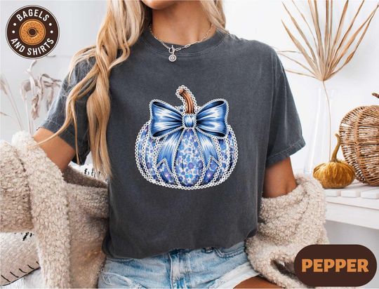 Discover Blue Floral Pumpkin Sweater, Chinoiserie Pumpkin Shirt, Trendy Fall Aesthetic Top, Elegant Thanksgiving Fall Outfit, Pumpkin Season Mom Tee