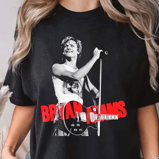 Discover Bryan Adams Roll With the Punches Tour 2025 Unisex T-shirt