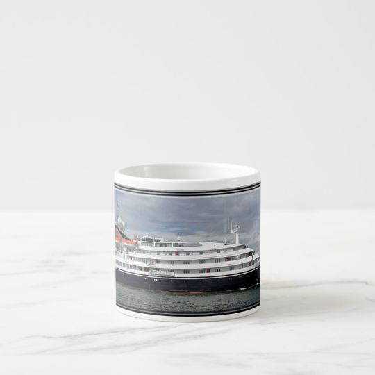 Discover Clelia II espresso mug