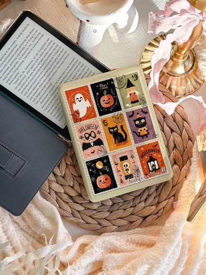 Discover Halloween Cute Ghost Pumpkin Cat Kindle Case