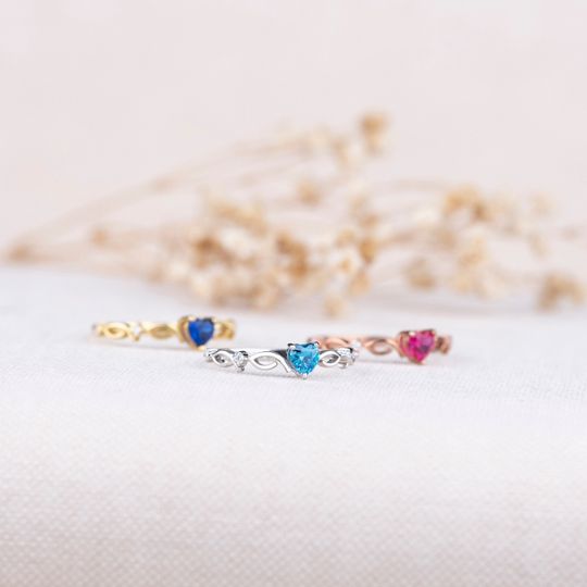 Discover Heart Vintage Ring, Birthstone Ring, Family Ring Gifts, Gold Silver Rosegold, Custom Ring