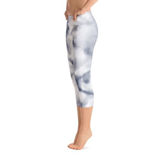 Discover Tie dye Capri Leggings