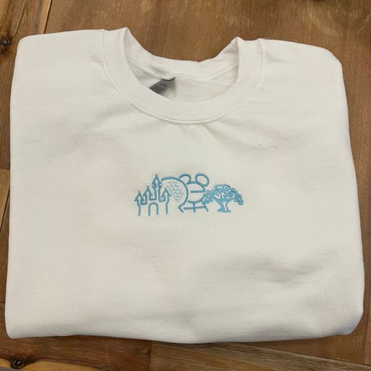 Discover World Embroidered Crewneck Sweatshirt