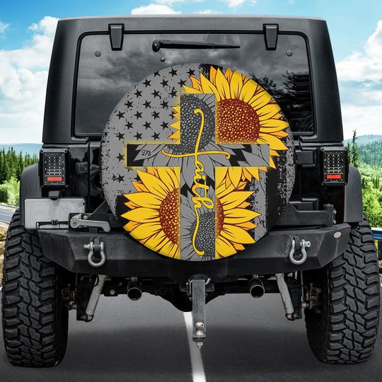 Discover Clover Nurse Spare Tire Cover