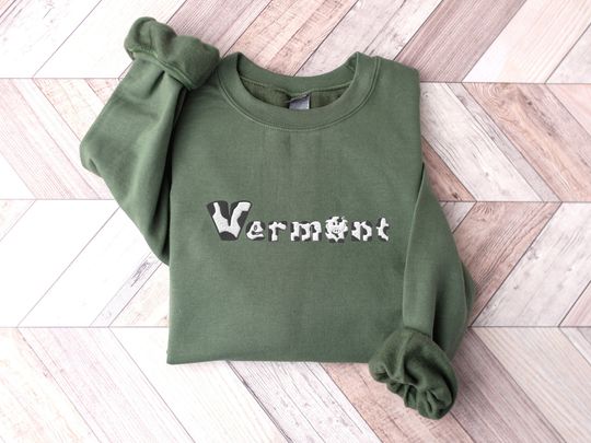 Discover Vermont embroidered sweatshirt