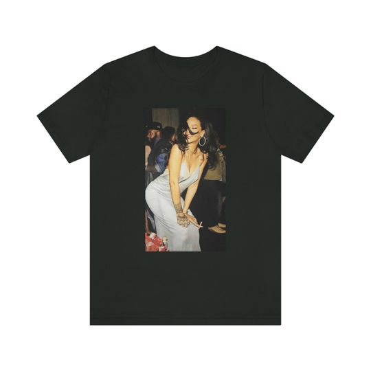 Discover Rihanna Aesthetic T-Shirt